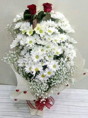 Papatya ve 2 gül