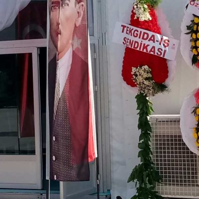 ısparta kırmızı beyaz tekli çelenk